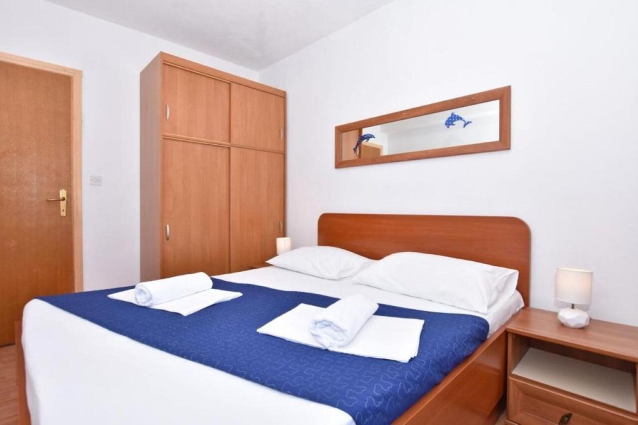 אומיס Apartment Rene מראה חיצוני תמונה